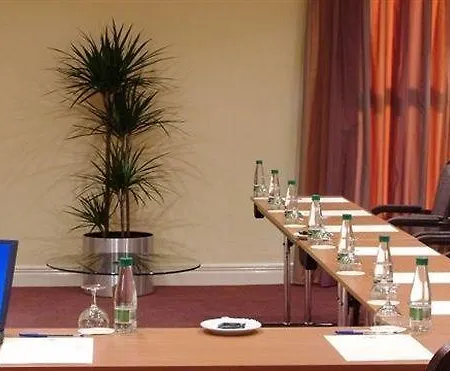 Conference And Leisure Centre Galway 4*