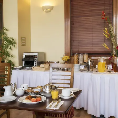 Szálloda Conference And Leisure Centre Galway 4*